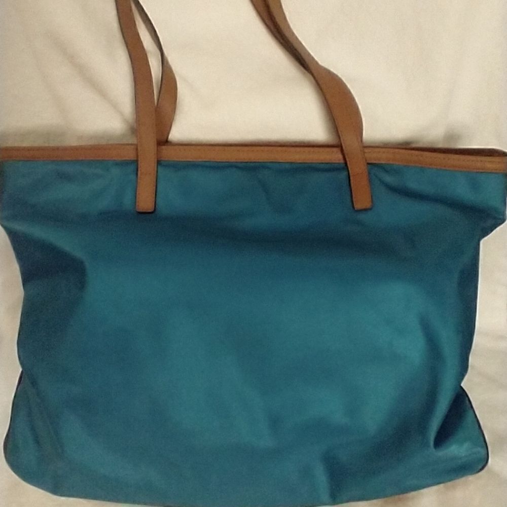USED Michael Kors Tote - Picture 2 of 11